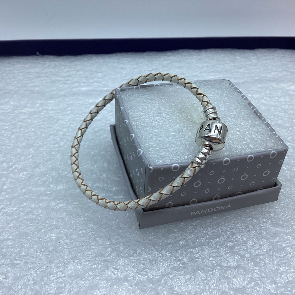 Pandora,”22CM Single White Woven Braided Leather  Clasp  “ 22CM/8.66 Inches
